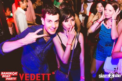 Vedett pres. Bangkok Boat Party on Chao Praya River — photo 76