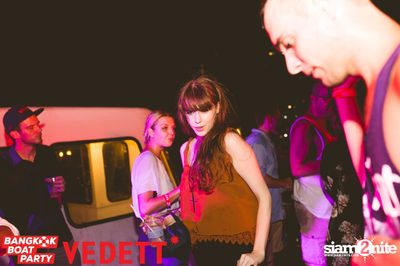 Vedett pres. Bangkok Boat Party on Chao Praya River — photo 79