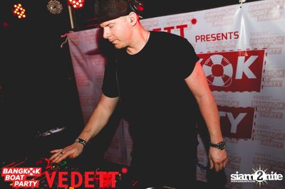 Vedett pres. Bangkok Boat Party on Chao Praya River — photo 80