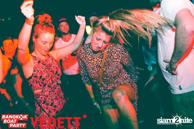Vedett pres. Bangkok Boat Party on Chao Praya River — photo 85
