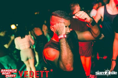 Vedett pres. Bangkok Boat Party on Chao Praya River — photo 89