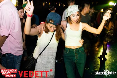 Vedett pres. Bangkok Boat Party on Chao Praya River — photo 99
