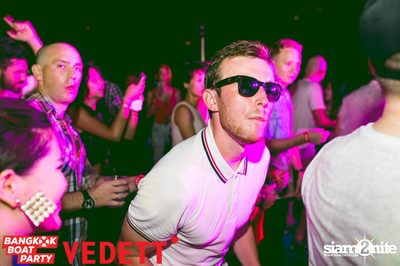 Vedett pres. Bangkok Boat Party on Chao Praya River — photo 101