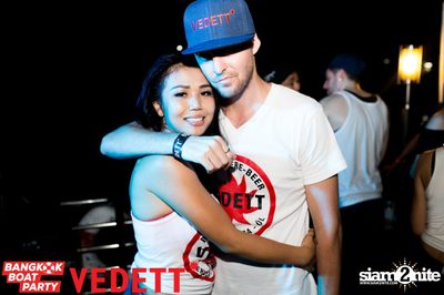 Vedett pres. Bangkok Boat Party on Chao Praya River — photo 104