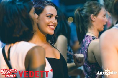 Vedett pres. Bangkok Boat Party on Chao Praya River — photo 120