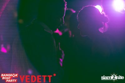 Vedett pres. Bangkok Boat Party on Chao Praya River — photo 134