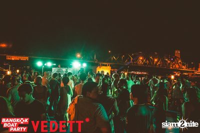 Vedett pres. Bangkok Boat Party on Chao Praya River — photo 135