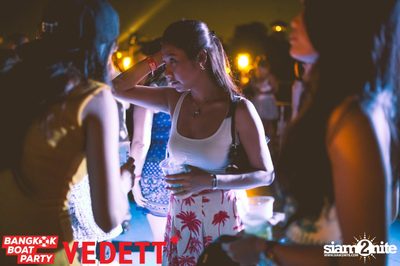 Vedett pres. Bangkok Boat Party on Chao Praya River — photo 137