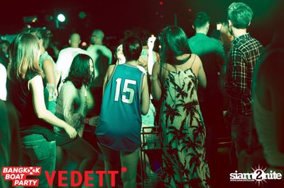 Vedett pres. Bangkok Boat Party on Chao Praya River — photo 151