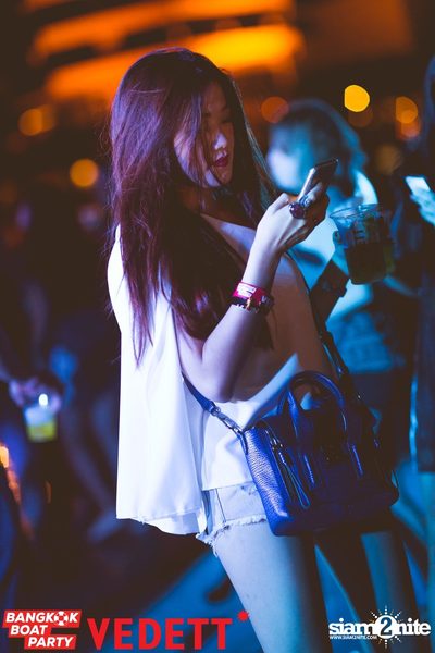 Vedett pres. Bangkok Boat Party on Chao Praya River — photo 176