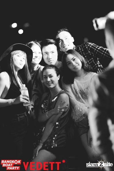 Vedett pres. Bangkok Boat Party on Chao Praya River — photo 179