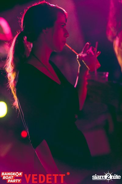 Vedett pres. Bangkok Boat Party on Chao Praya River — photo 180