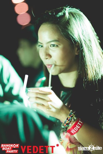 Vedett pres. Bangkok Boat Party on Chao Praya River — photo 181