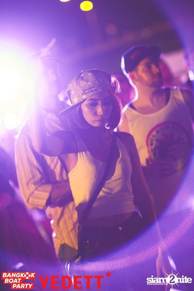 Vedett pres. Bangkok Boat Party on Chao Praya River — photo 188