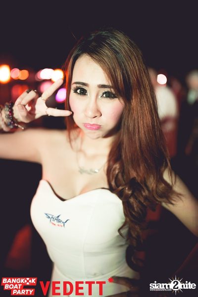 Vedett pres. Bangkok Boat Party on Chao Praya River — photo 199