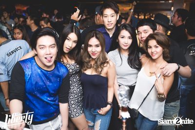 Julian Jordan at Liberty Club, Liberty Plaza Building — photo 17