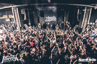 Julian Jordan at Liberty Club, Liberty Plaza Building — photo 25