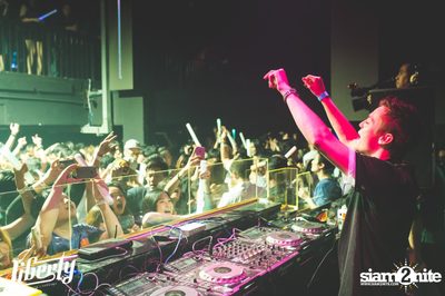 Julian Jordan at Liberty Club, Liberty Plaza Building — photo 42