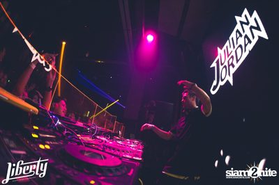 Julian Jordan at Liberty Club, Liberty Plaza Building — photo 44