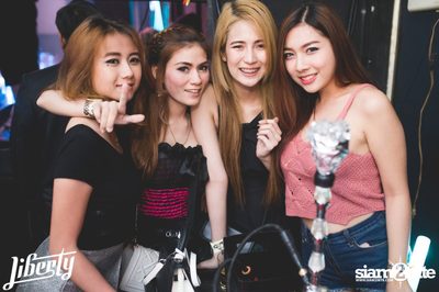 Julian Jordan at Liberty Club, Liberty Plaza Building — photo 102