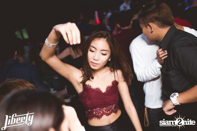 Julian Jordan at Liberty Club, Liberty Plaza Building — photo 112