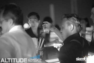 ALTITUDE Exclusive at Octave Rooftop Lounge & Bar — photo 10