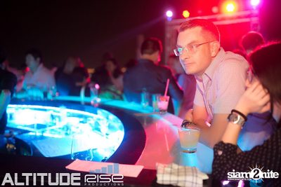 ALTITUDE Exclusive at Octave Rooftop Lounge & Bar — photo 26