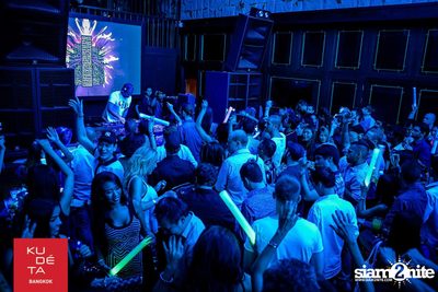 Road to Shipsomnia Presents: Stanton Warriors at KU DÉ TA Bangkok — photo 82