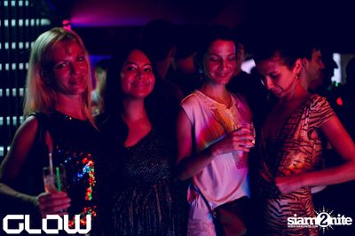 RE LOAD - the re-opening weekend at Glow Nightclub — photo 49