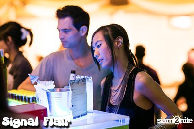Signal Flair - Look Out at L After Club, Thonglor — photo 38