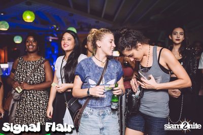 Signal Flair - Look Out at L After Club, Thonglor — photo 154