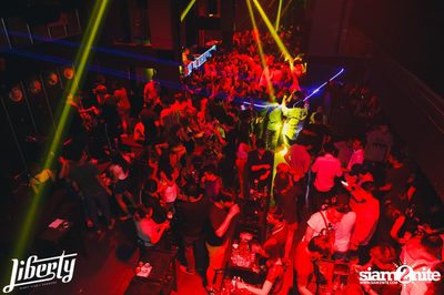 Saturday Night at Liberty Club, Liberty Plaza Thonglor — photo 2