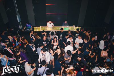 Saturday Night at Liberty Club, Liberty Plaza Thonglor — photo 4
