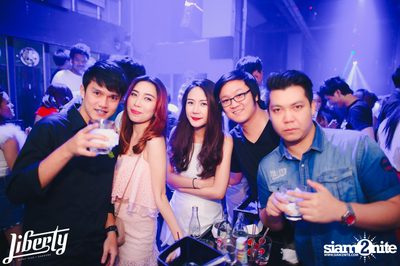 Saturday Night at Liberty Club, Liberty Plaza Thonglor — photo 11