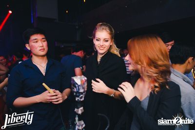 Saturday Night at Liberty Club, Liberty Plaza Thonglor — photo 12
