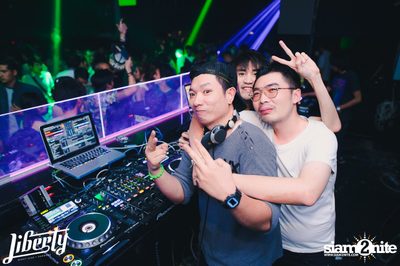 Saturday Night at Liberty Club, Liberty Plaza Thonglor — photo 59