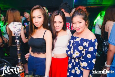 Saturday Night at Liberty Club, Liberty Plaza Thonglor — photo 93