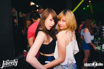 Saturday Night at Liberty Club, Liberty Plaza Thonglor — photo 103
