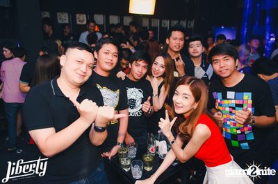 Saturday Night at Liberty Club, Liberty Plaza Thonglor — photo 115