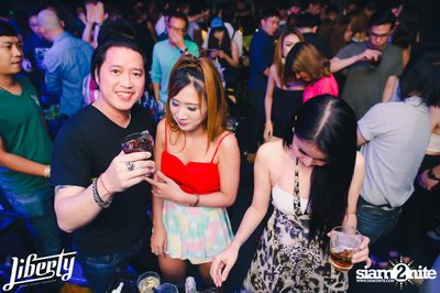 Saturday Night at Liberty Club, Liberty Plaza Thonglor — photo 139