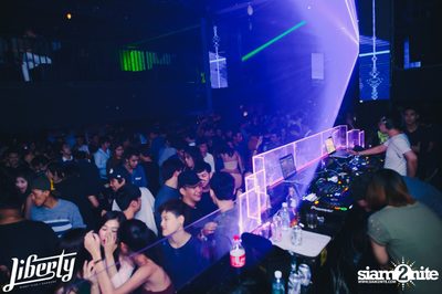 Saturday Night at Liberty Club, Liberty Plaza Thonglor — photo 148
