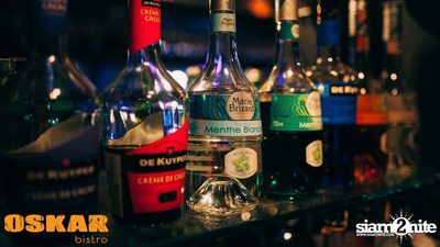 NUM T-BONE LIVE at Oskar Bistro, Sukhumvit Soi 11 — photo 9