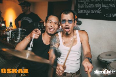 NUM T-BONE LIVE at Oskar Bistro, Sukhumvit Soi 11 — photo 27