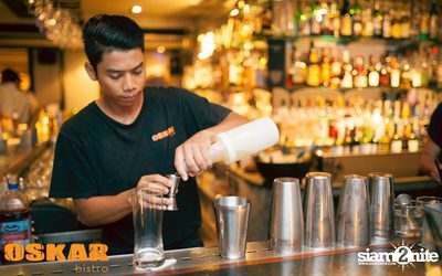NUM T-BONE LIVE at Oskar Bistro, Sukhumvit Soi 11 — photo 44