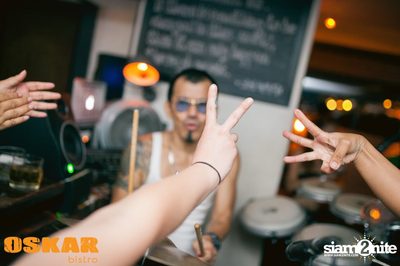 NUM T-BONE LIVE at Oskar Bistro, Sukhumvit Soi 11 — photo 103