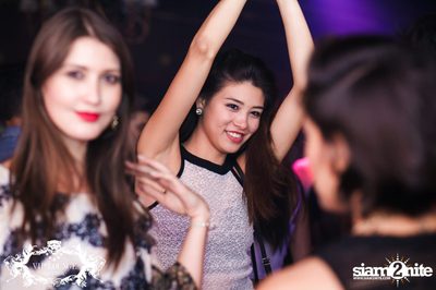 Beluga & Pitars pres. Special Fridays at VIP Lounge, Sukhumvit 12 — photo 84