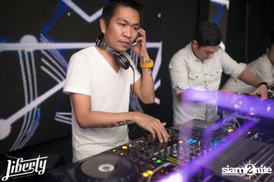 Saturday Night at Liberty Club, Liberty Plaza Thonglor — photo 13