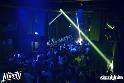 Saturday Night at Liberty Club, Liberty Plaza Thonglor — photo 63