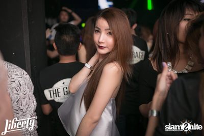 Saturday Night at Liberty Club, Liberty Plaza Thonglor — photo 77