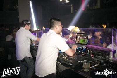 Saturday Night at Liberty Club, Liberty Plaza Thonglor — photo 99